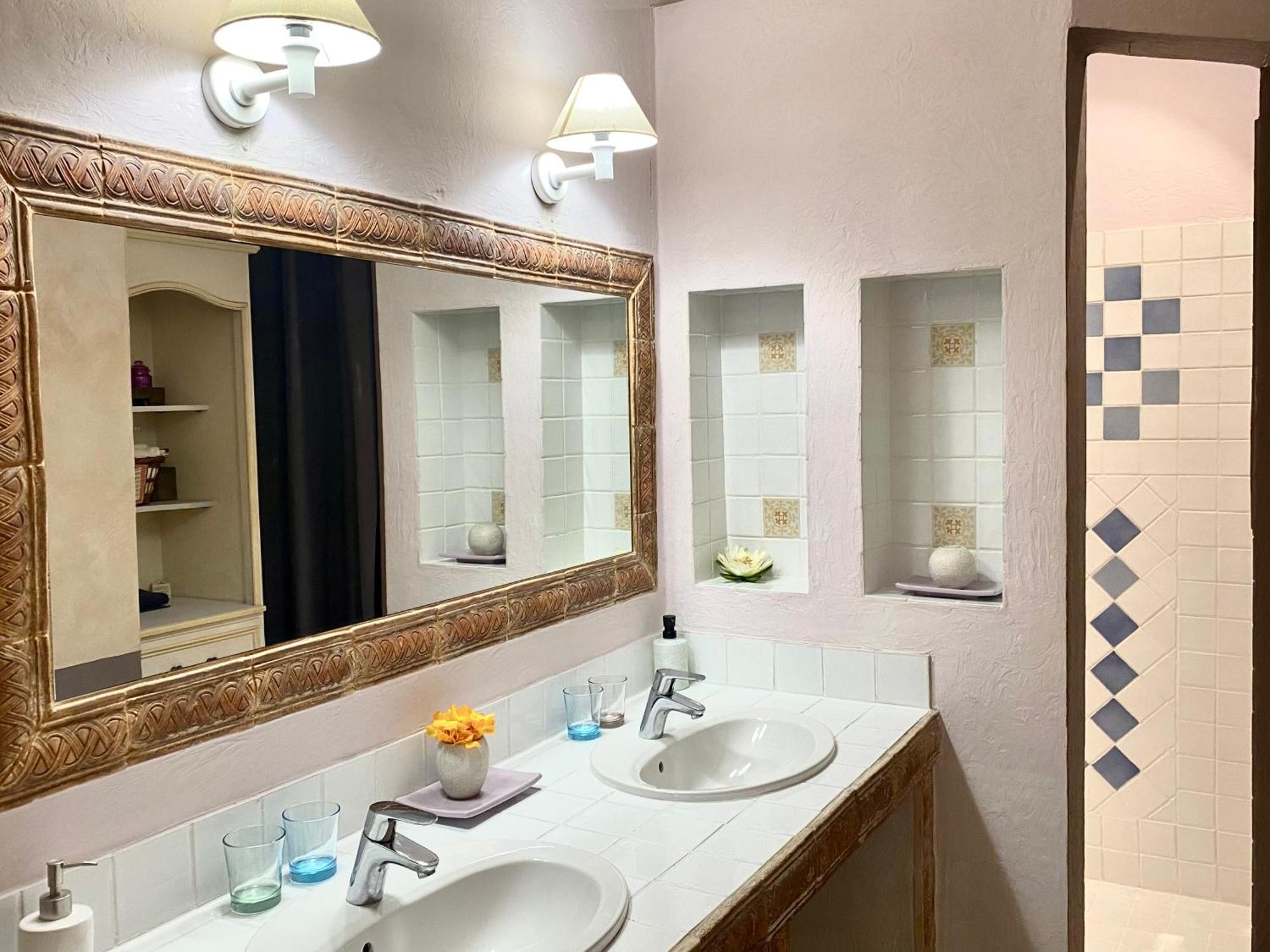 Les Lauriers Duplex Centre Avec Jardin Vakantiehuis Nyons